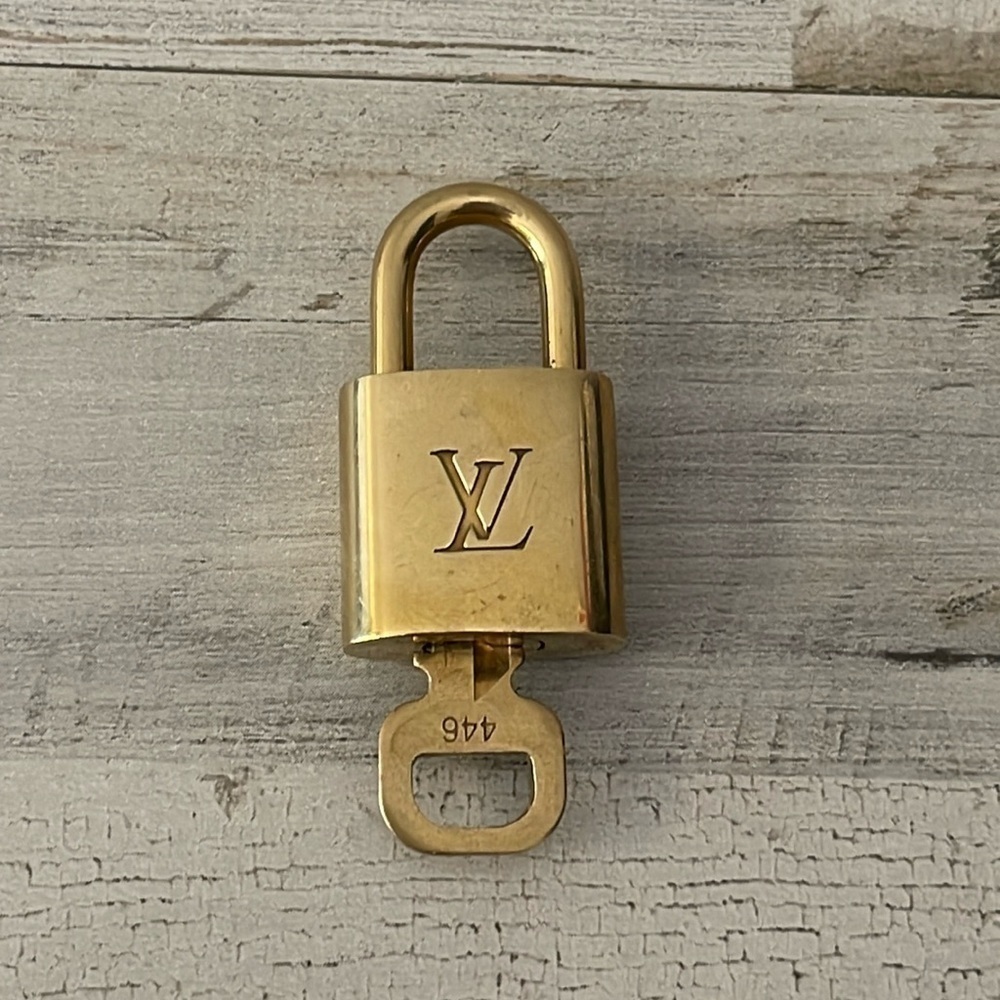 Louis Vuitton Lock and Key #446